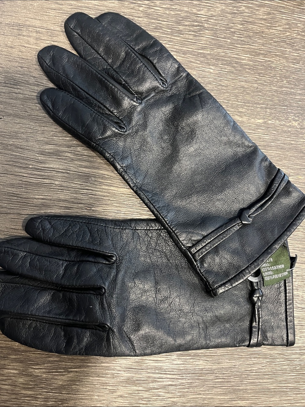 Classic Black Leather Womens Gloves - Timeless Winter Accessory